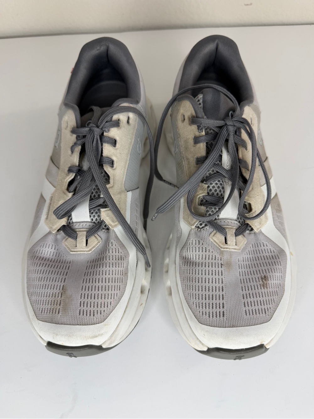 On Cloudrunner 2 Shoes Running Frost White Gray Sneakers Athletic Women’s 7.5 - Picture 9 of 16